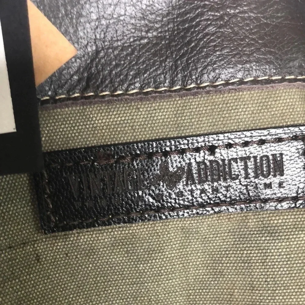 VINTAGE ADDICTION Military Tent Backpack - Picture 3 of 8